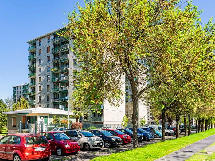 Appartamento trilocale in vendita in Via Nicolo Copernico, Corsico