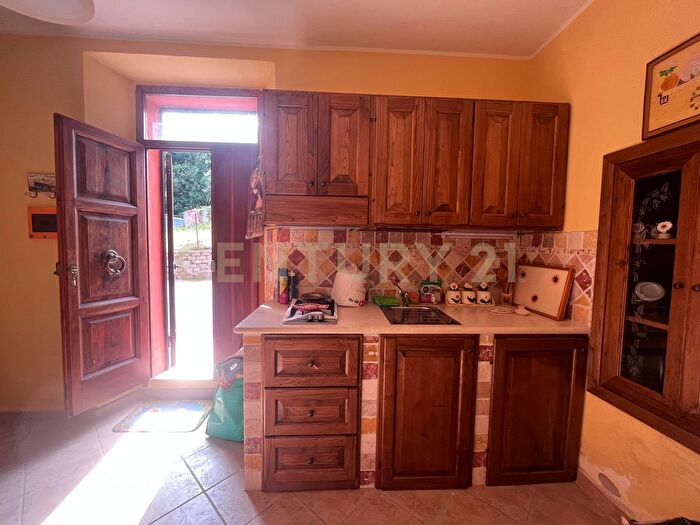 Casa bilocale in vendita in Località Poggio Murella, Manciano