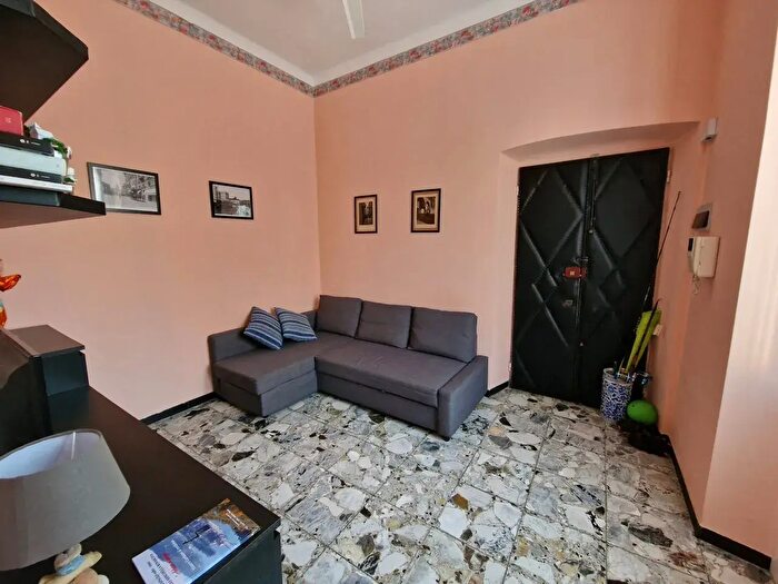 Appartamento trilocale in affitto in Corso Colombo, Rapallo