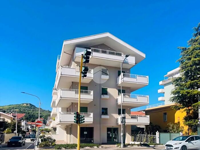 Appartamento trilocale in vendita in Via Papa Giovanni XXIII, Montesilvano