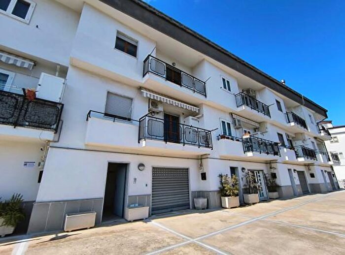 Casa con 5 locali in vendita in Via Francesco Spirito, Giffoni Valle Piana