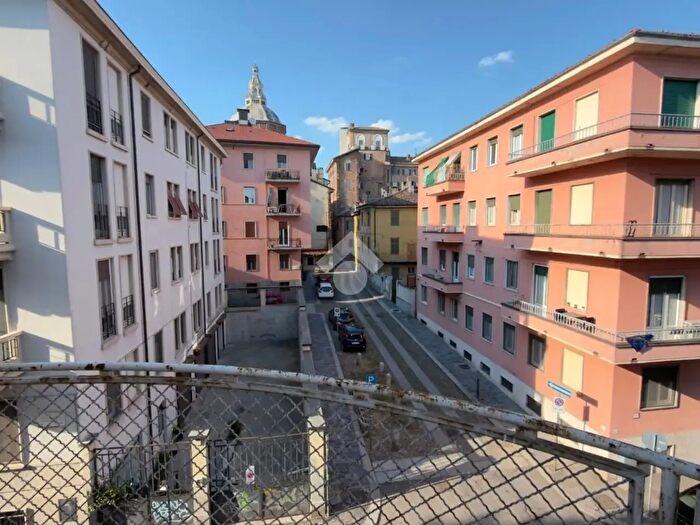 Appartamento bilocale in vendita in Via Cardinale Maffi, Pavia