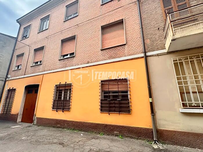 Appartamento trilocale in vendita in Via Bagaro, Ferrara