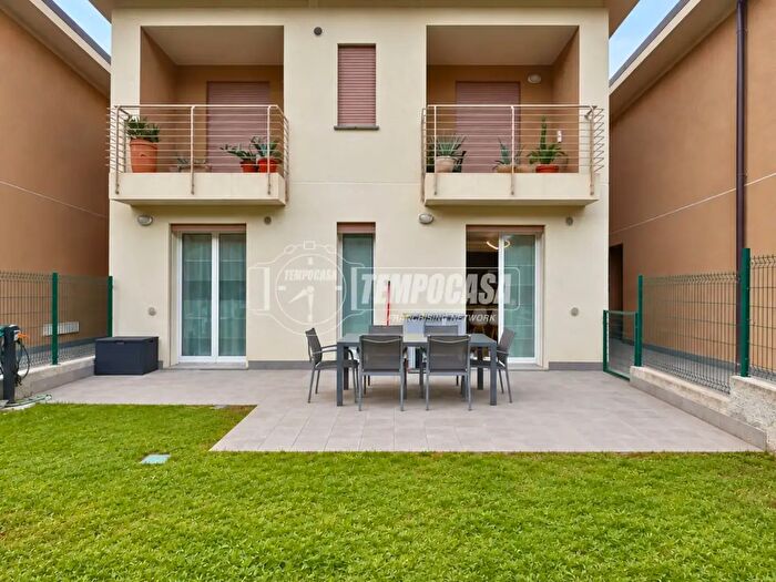 Appartamento bilocale in vendita in Via Giovanni XXIII a, Missaglia