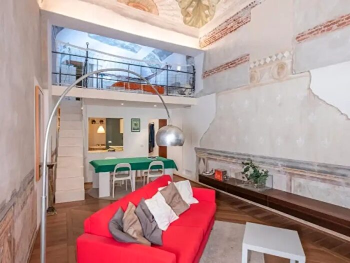 Appartamento trilocale in vendita in Genova