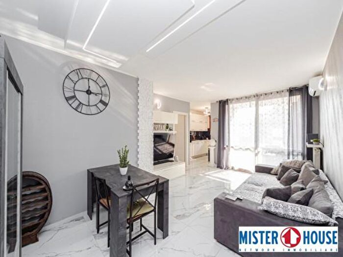 Appartamento trilocale in vendita in Via Monte Grappa a, Muggiò