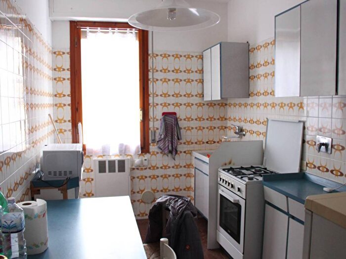 Appartamento trilocale in affitto in Via Aspromonte, Centro Storico, Imola