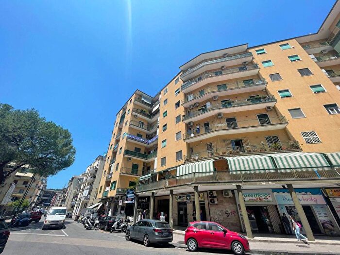 Appartamento bilocale in affitto in Via Lepanto, Fuorigrotta, Napoli