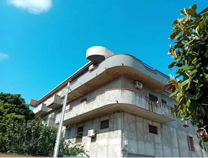 Appartamento trilocale in vendita in Via Corrado Alvaro, Gioia Tauro