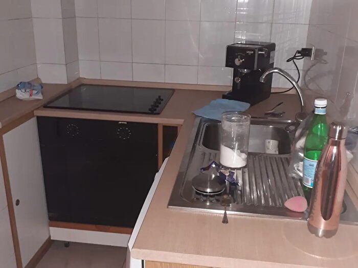 Appartamento trilocale in affitto in Via Valassina, Milano