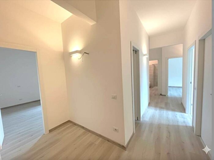 Appartamento con 5 locali in affitto in via Michelazzi, Careggi Rifredi Dalmazia, Firenze