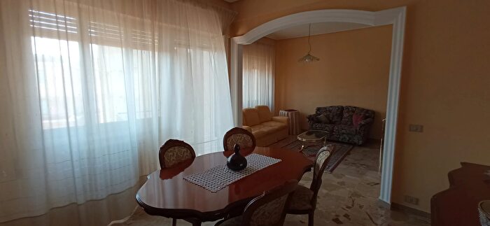 Appartamento con 5 locali in vendita in Ragusa