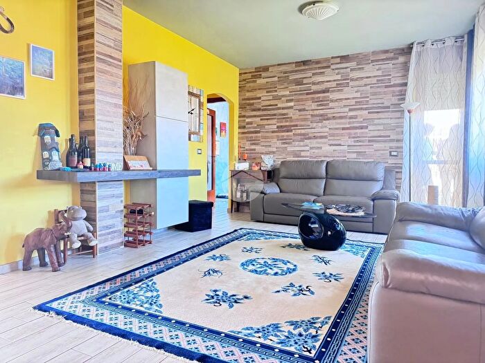 Appartamento quadrilocale in vendita in Via Isonzo, Rivalta Di Torino