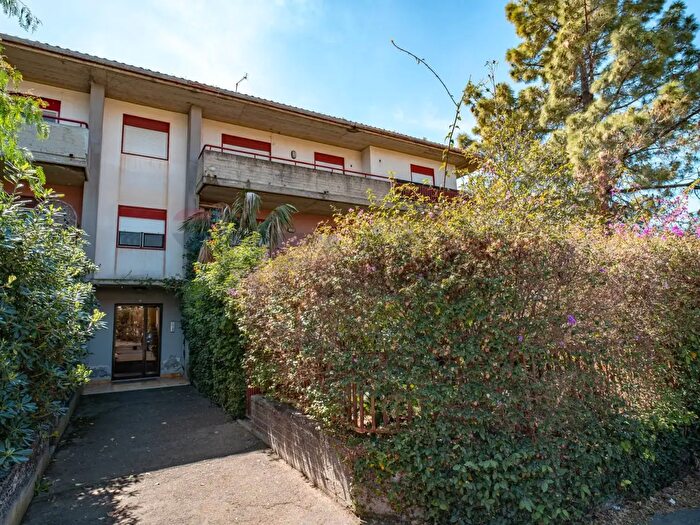 Appartamento con 6 locali in vendita in Sp, Motta Sant'Anastasia