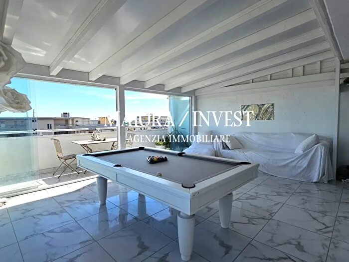 Appartamento con 5 locali in affitto in San Benedetto Del Tronto