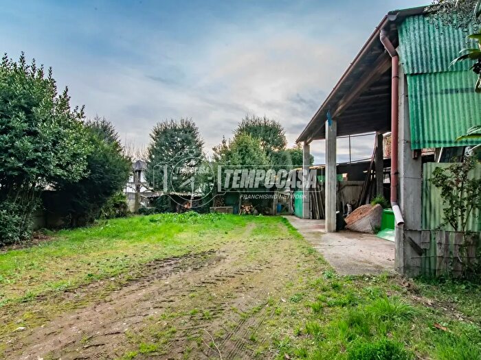 Casa quadrilocale in vendita in Via IV Novembre, Solbiate Olona