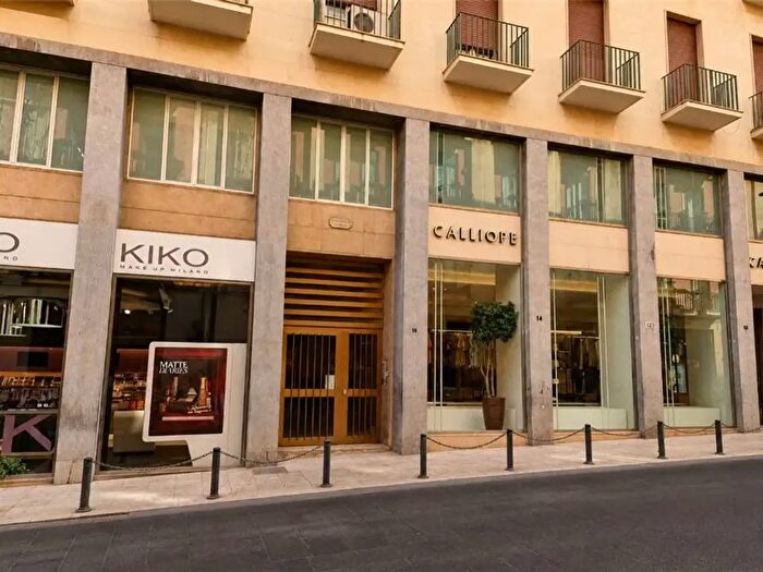 Appartamento trilocale in vendita in CSo Matteotti, Siracusa