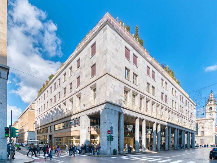 Appartamento trilocale in affitto in Via dellArcivescovado, Via Roma, Torino