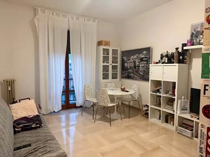 Appartamento con 5 locali in affitto in Via Bengasi, Pistoia
