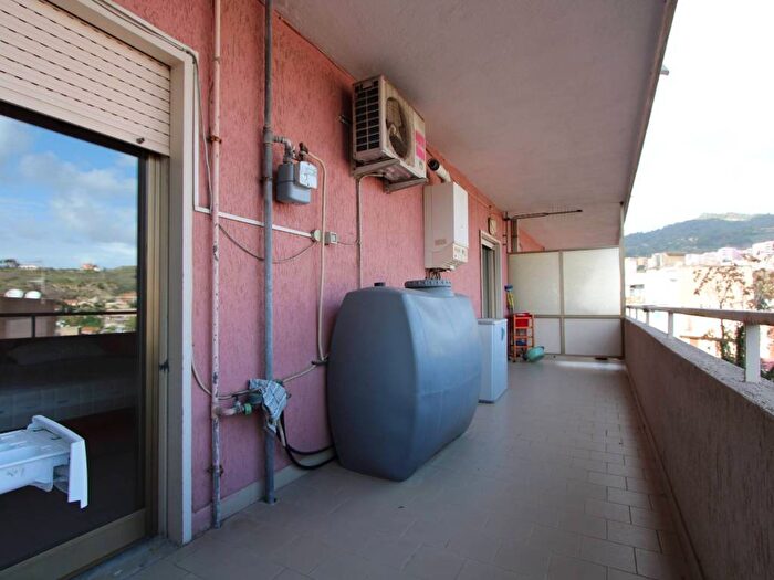 Appartamento trilocale in affitto in Via Palermo, Giostra, Messina