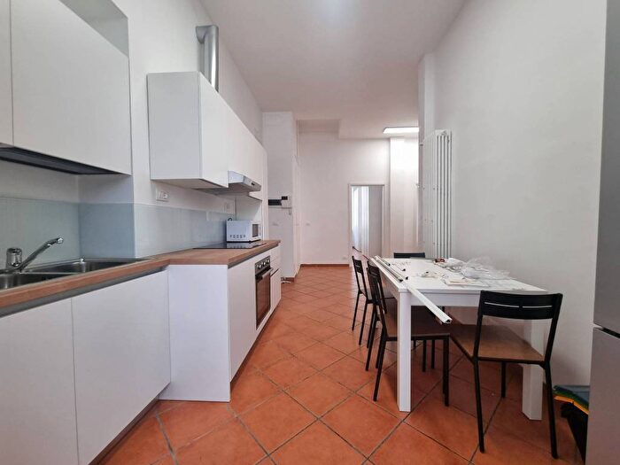 Appartamento quadrilocale in affitto in Corso Regina Margherita, Vanchiglia, Torino