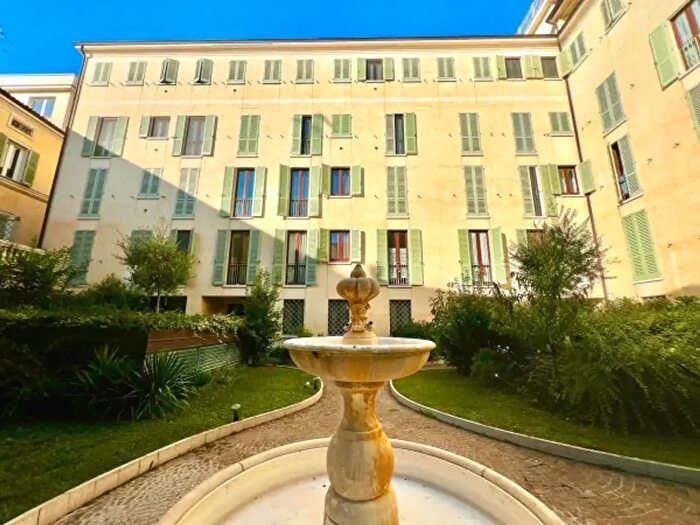 Appartamento trilocale in vendita in Via Ciro Menotti, Carpi