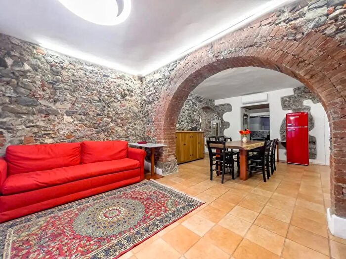 Appartamento bilocale in affitto in Sarzana