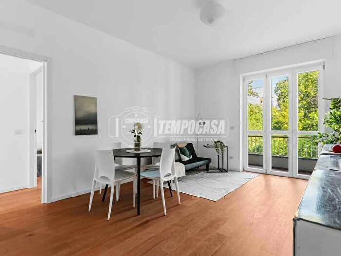 Appartamento trilocale in vendita in Milano