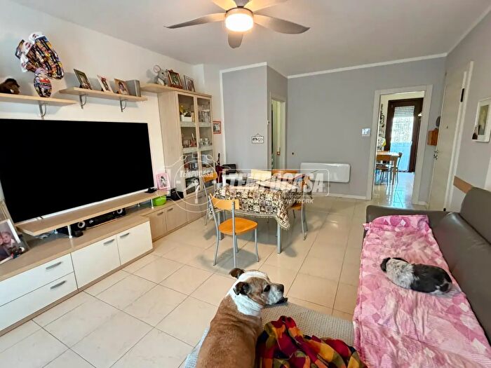 Appartamento trilocale in vendita in Via Giovanni Brodolini, Borgosatollo