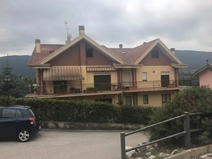 Appartamento con 6 locali in vendita in Ceccano