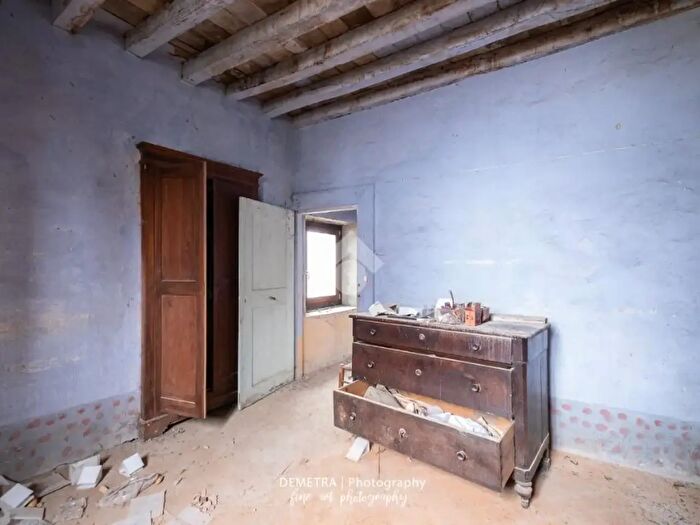 Casa con 5 locali in vendita in Via Tintoria, Guiglia