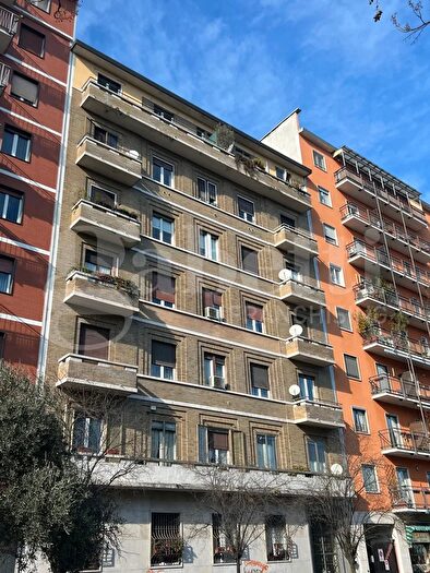 Appartamento bilocale in vendita in Viale Etiopia, Milano