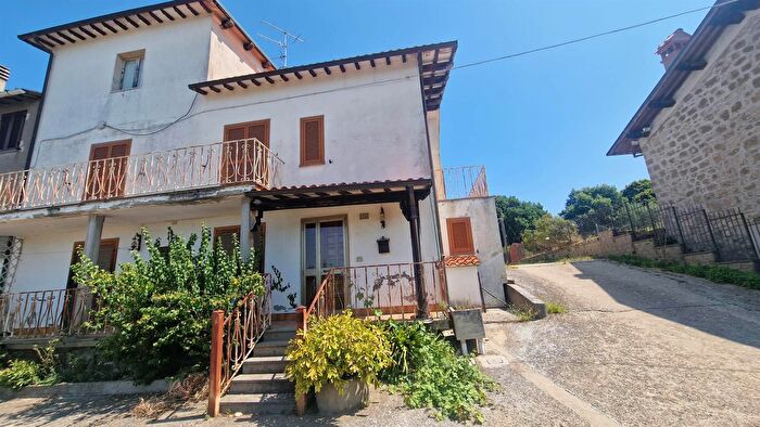 Appartamento quadrilocale in vendita in Viterbo