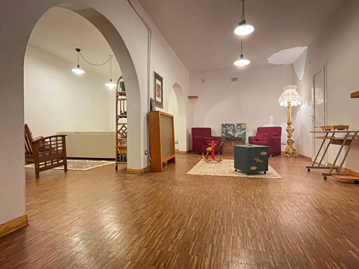 Casa con 6 locali in vendita in Via Marugi Lecce, Lecce