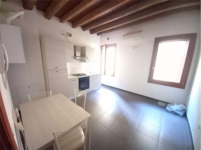 Appartamento bilocale in affitto in CORSO VITTORIO EMANUELE Ii°, Centro, Adria