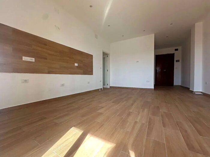 Appartamento trilocale in vendita in Via Cagliari, Taranto