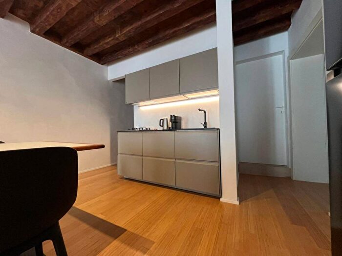 Appartamento quadrilocale in affitto in Corso Antonio Fogazzaro, Centro Storico, Vicenza