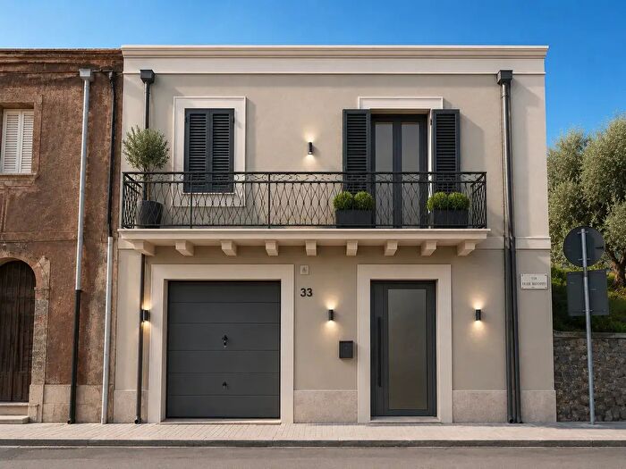 Casa trilocale in vendita in Corso Giuseppe Garibaldi, San Filippo Del Mela