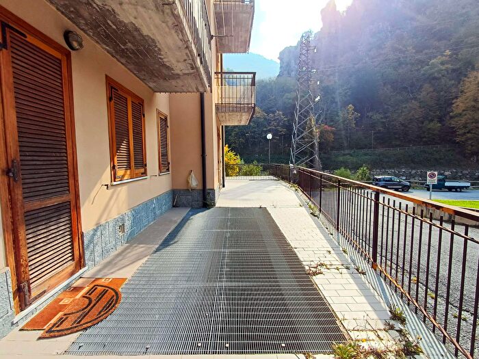 Appartamento bilocale in vendita in Via Orti, Ormea