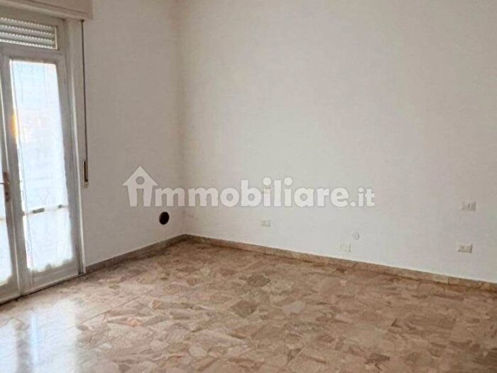 Appartamento trilocale in affitto in Vicolo Bianchi, Centro, Travagliato