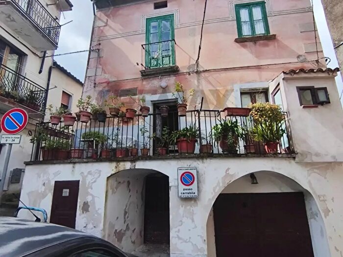 Casa con 6 locali in vendita in Via Vincenzo Julia, San Marco Argentano