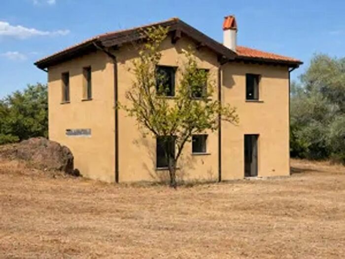 Casa quadrilocale in vendita in Via Poggio Ruzzolo, Bassano In Teverina