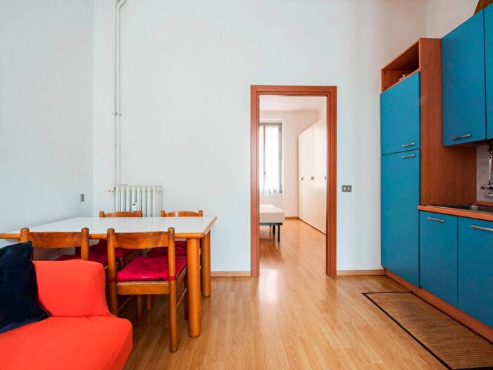 Appartamento bilocale in affitto in Via Vettabbia, Ticinese, Milano