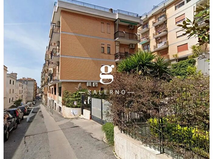 Appartamento in affitto in Via Antonio Migliorati, Salerno