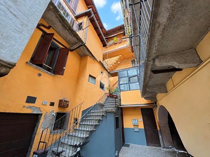 Appartamento bilocale in vendita in Via Antonio Baiettini, Verbania