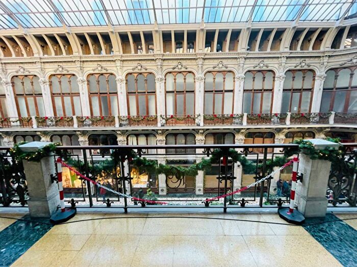 Appartamento bilocale in affitto in Galleria Subalpina, Via Roma, Torino