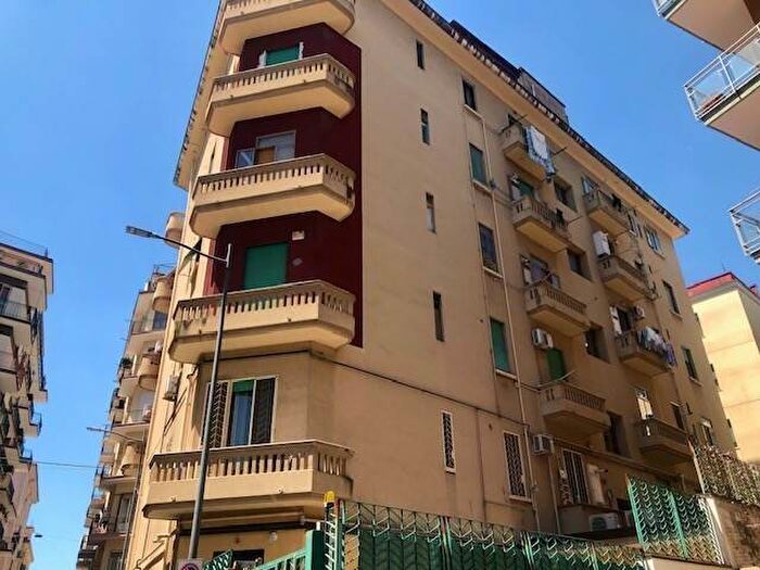 Appartamento trilocale in affitto in Via Marino Paglia, Carmine, Salerno