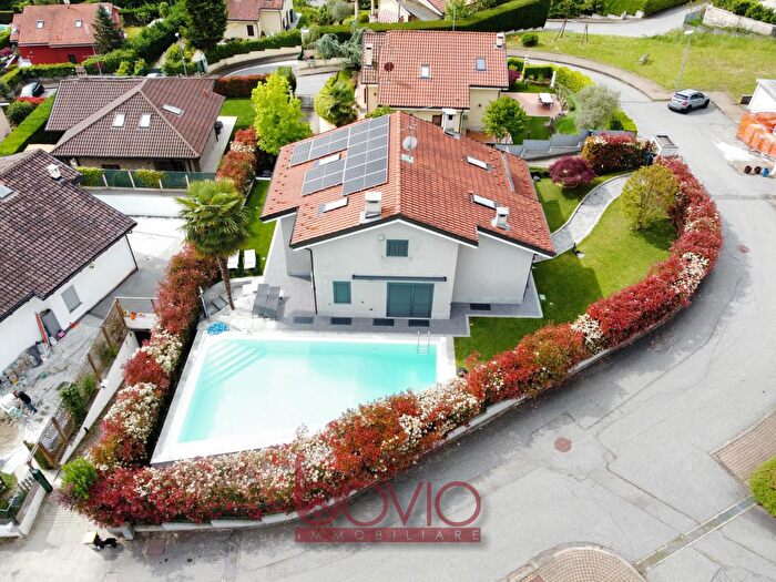 Casa con 7 locali in vendita in Strada Valle Garavaglia, Castiglione Torinese