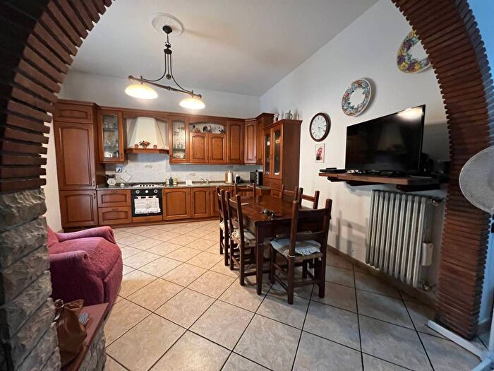 Casa quadrilocale in affitto in San Martino San Lorenzo, Campi Bisenzio