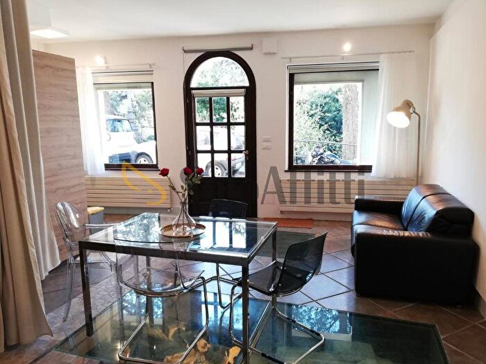 Appartamento monolocale in affitto in Via di Donota, Città Vecchia, Trieste